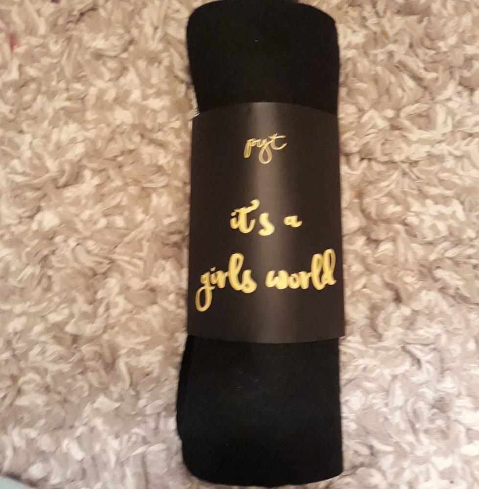 PYT mini yellow straightener.